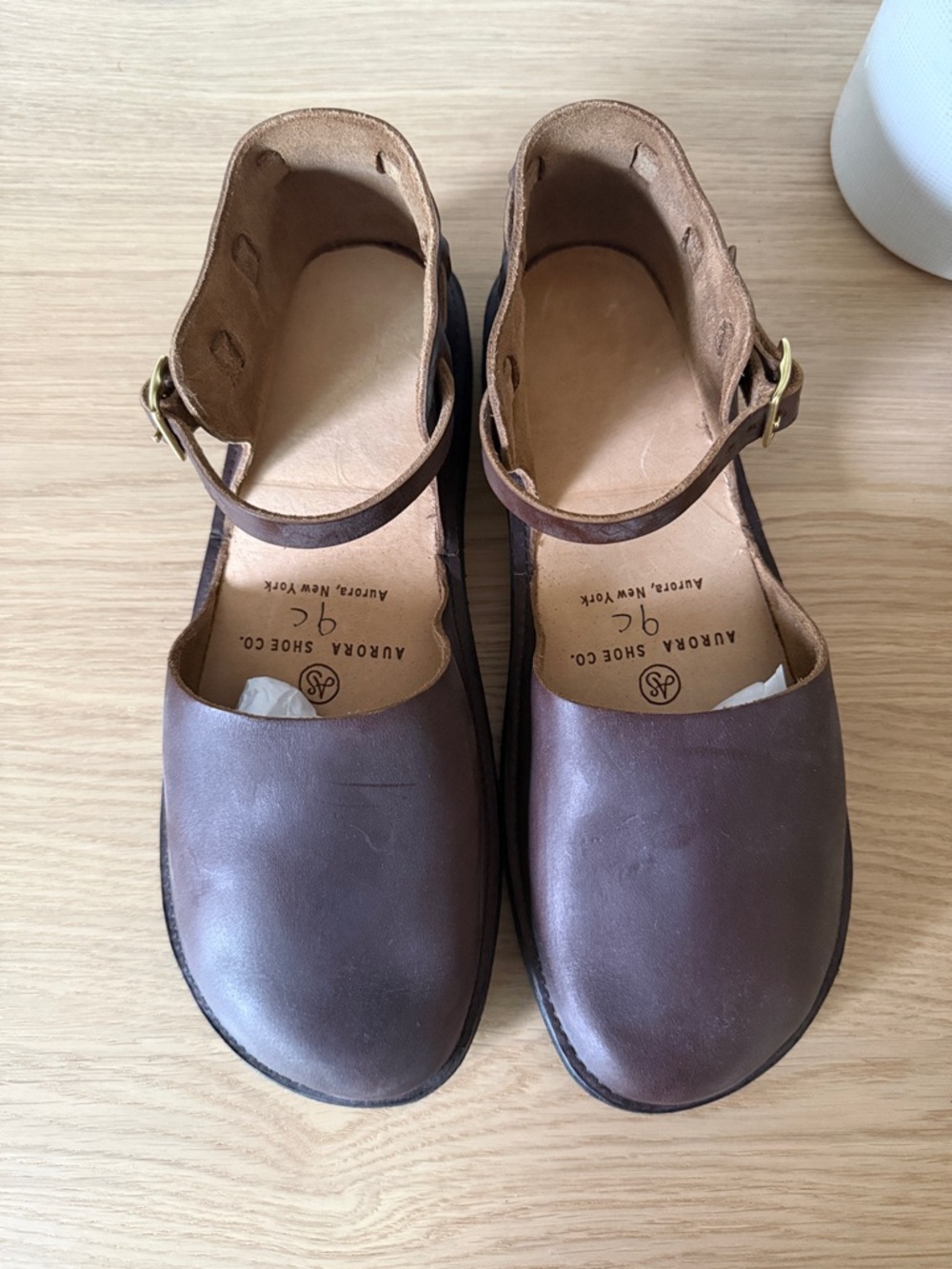 Aurora Shoe Co. Women's Brown Leather Ankle-Strap Mary Jane Flats